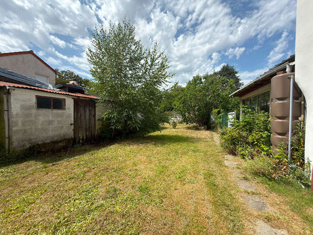 Appartement à SAINT-SEBASTIEN-SUR-LOIRE