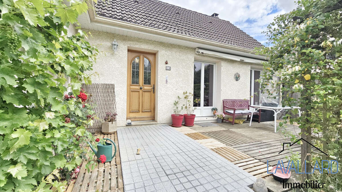 Maison 100 m² à Havernas  - photo 2