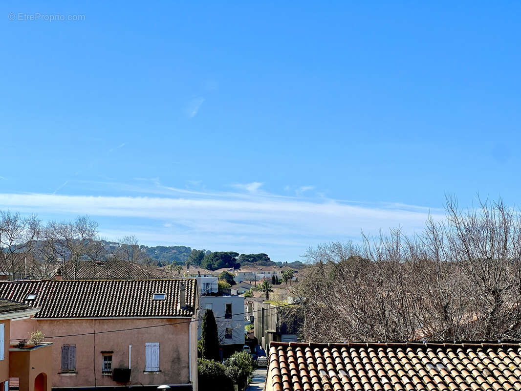 Appartement à SIX-FOURS-LES-PLAGES