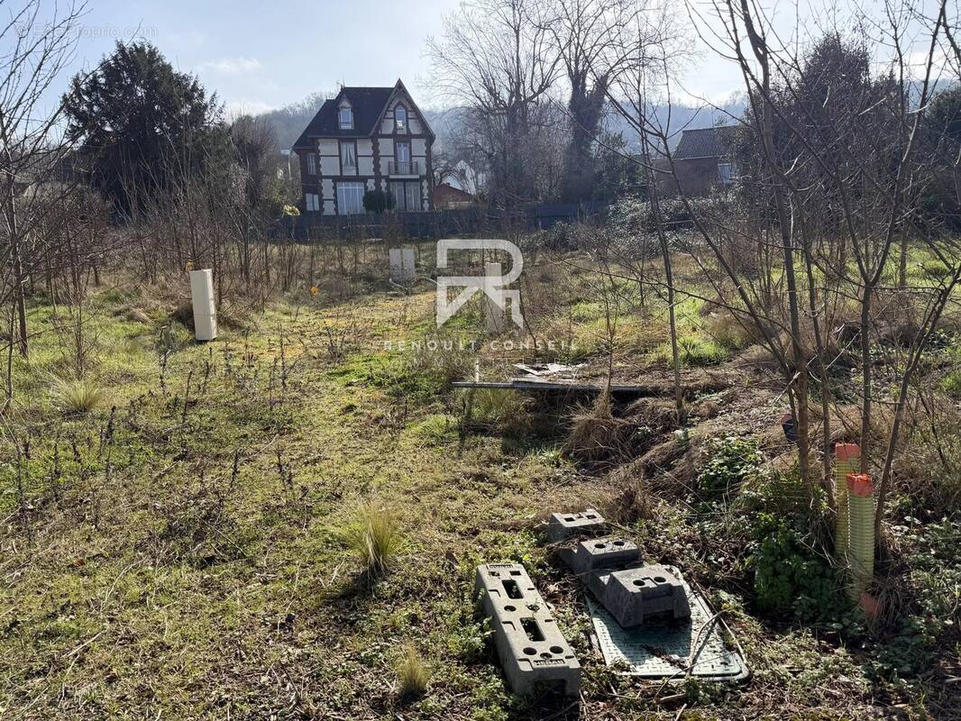 Terrain à GRAND-COURONNE
