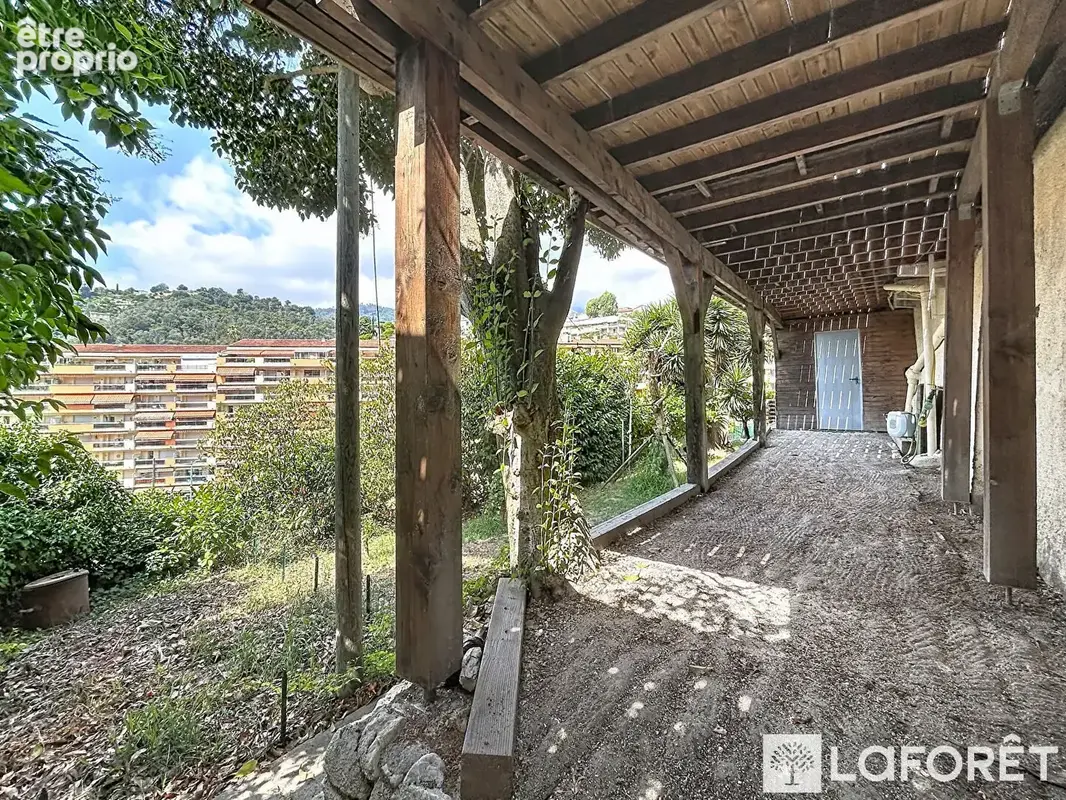 Maison à Menton 4 pièces de 110 m2 - jardin - piscine - photo 18