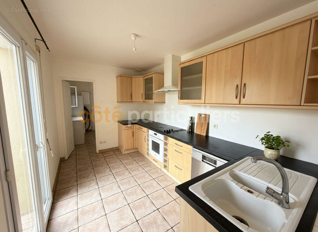 Maison à SAINT-SEBASTIEN-DE-MORSENT