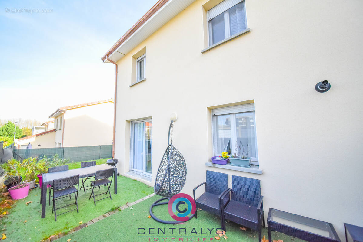 Maison à BOURGOIN-JALLIEU