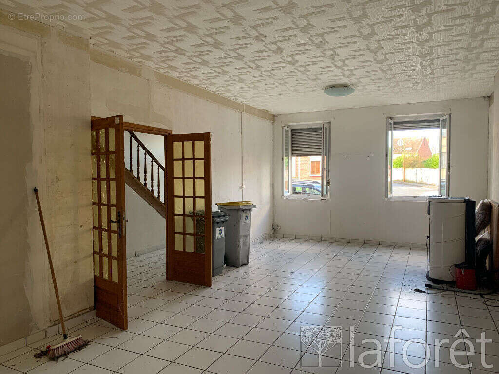 Maison à LE CATELET