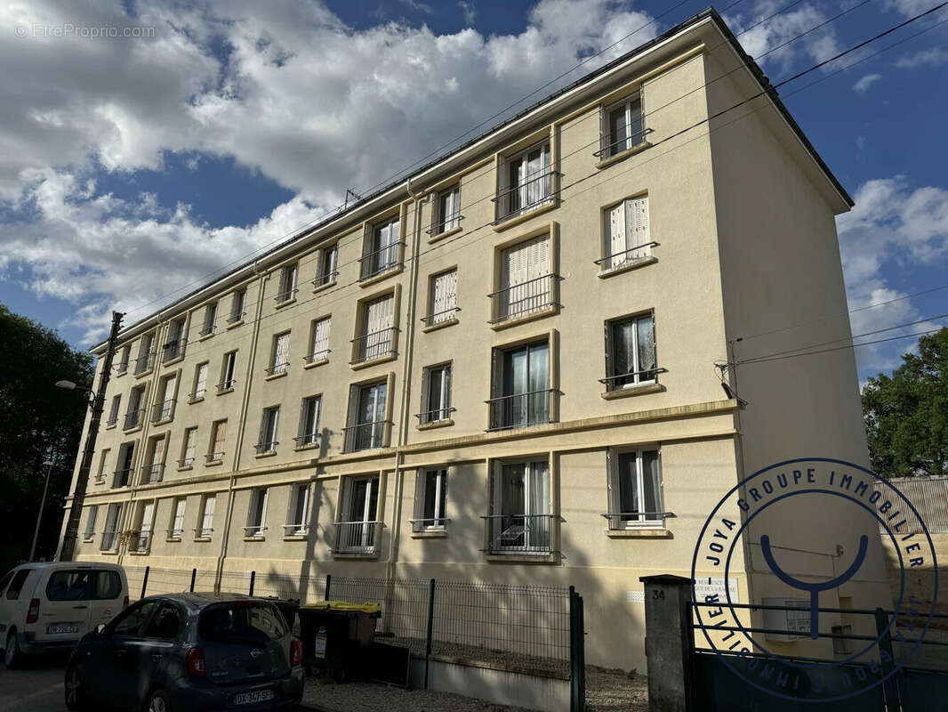 Appartement à ROMILLY-SUR-SEINE