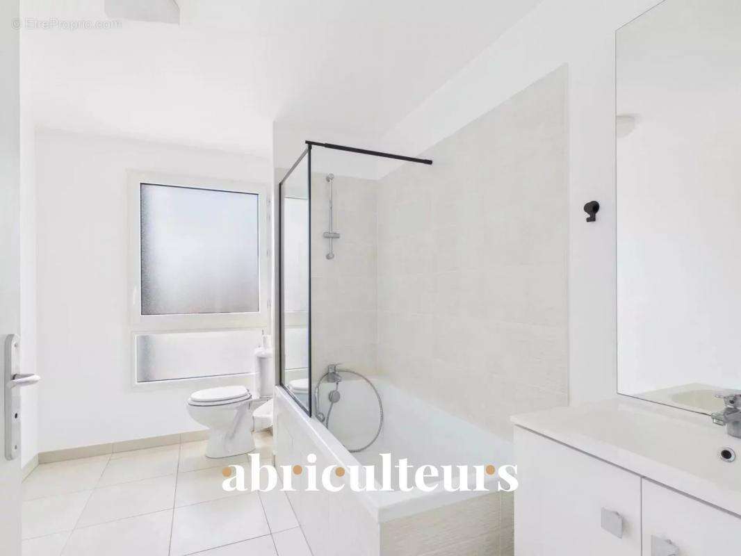 Appartement à COLOMBES