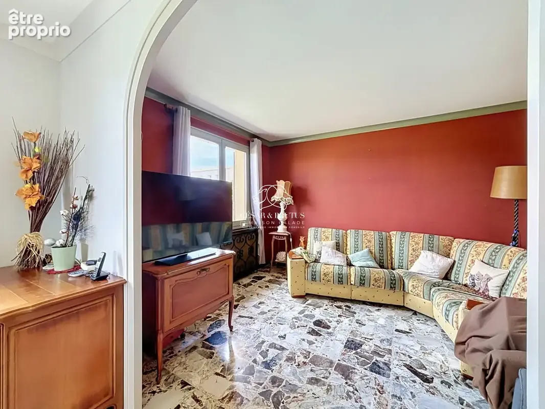 Maison 189 m² à La Tour-De-Salvagny  - photo 8