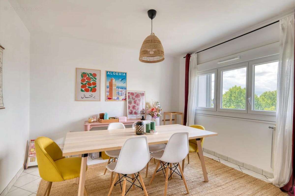 Appartement à SAINT-PRIEST