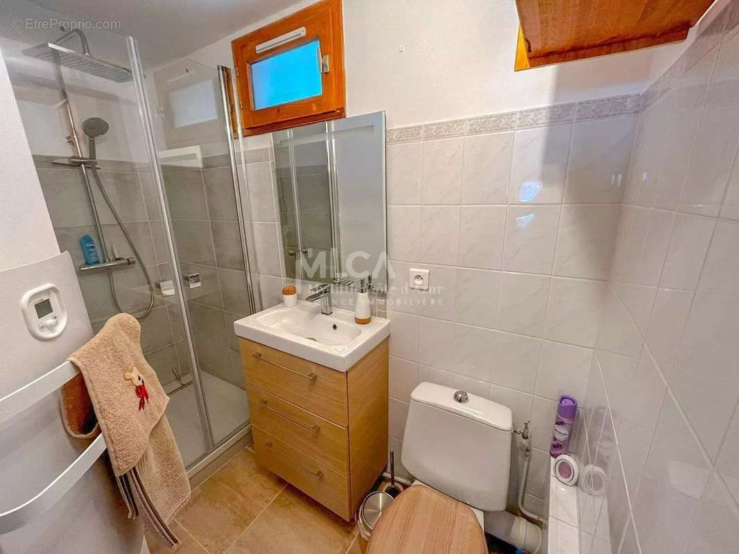 Appartement à SAINT-ETIENNE-DE-TINEE