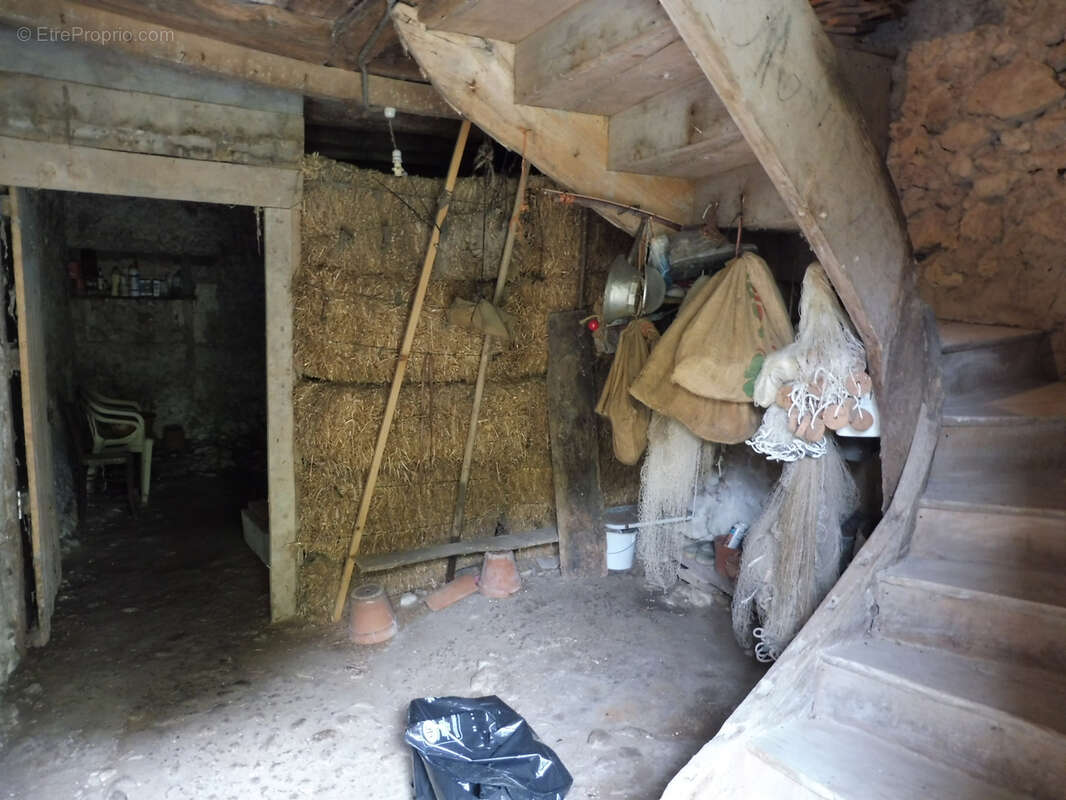 Maison à BOUTEILLES-SAINT-SEBASTIEN