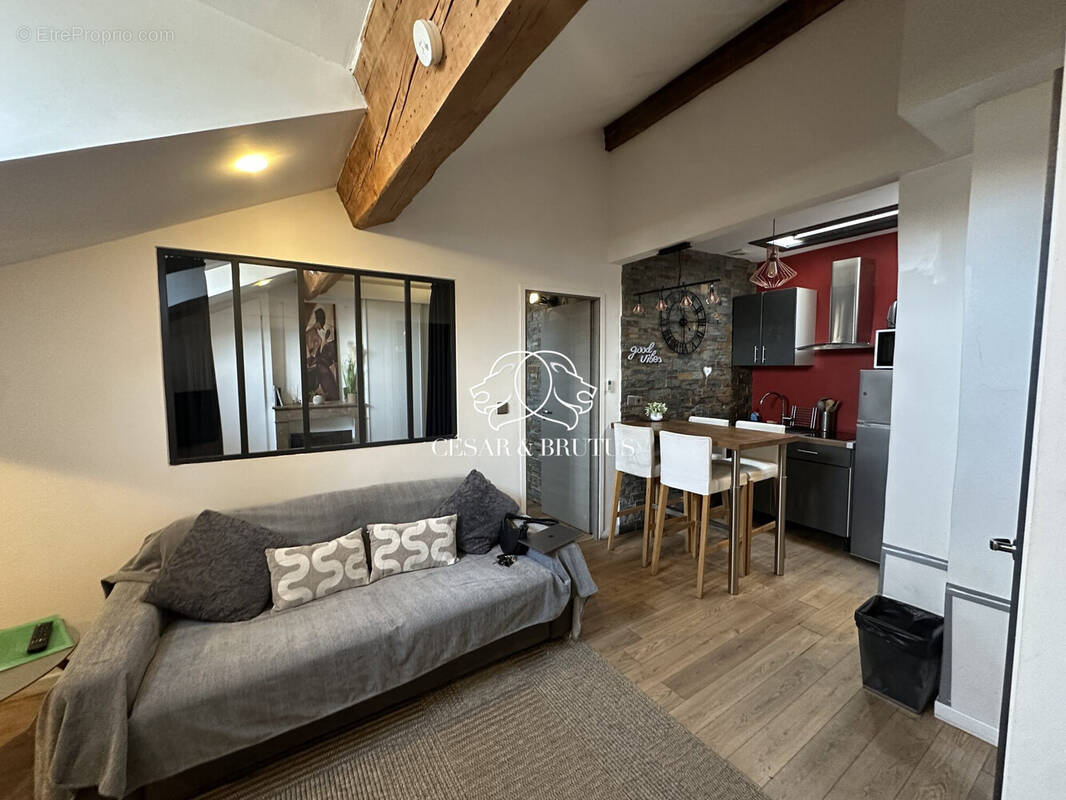 Appartement à LYON-6E