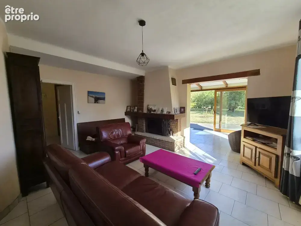 Maison ancienne au fort potentiel - photo 12