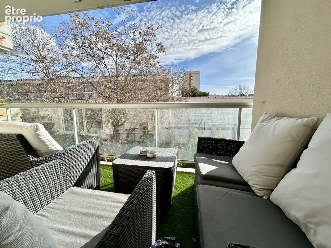 Appartement T3   66,40 m2 avec terrasse, parking & garage   Marseille 13010 - photo 11