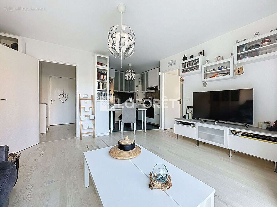 Appartement à CHENNEVIERES-SUR-MARNE