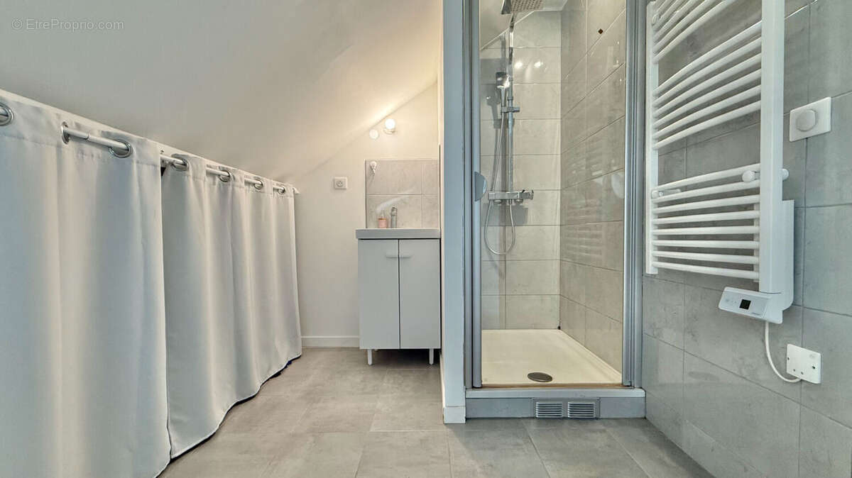 Maison à CORBEIL-ESSONNES