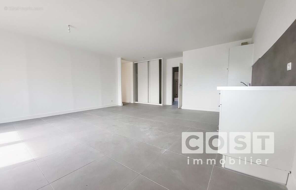 Appartement à ASNIERES-SUR-SEINE