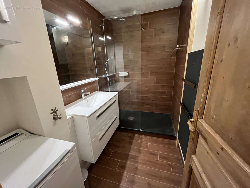 Appartement à ARACHES-LA-FRASSE