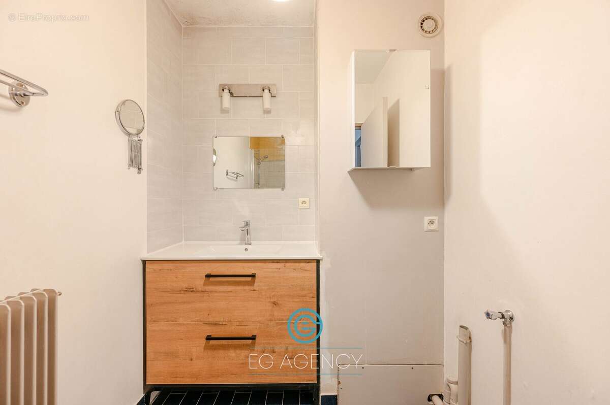 Appartement à MARSEILLE-9E