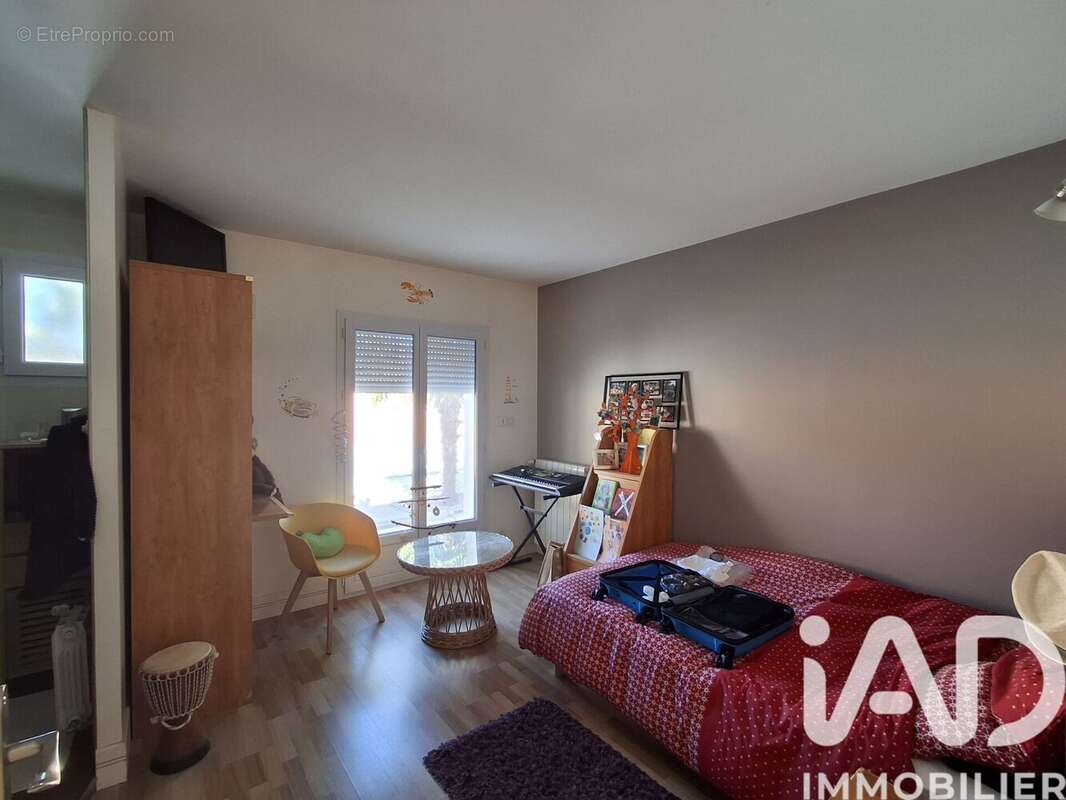 Photo 9 - Maison à YVES