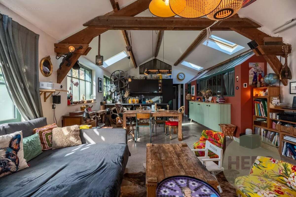 Maison à DAMPIERRE-EN-YVELINES