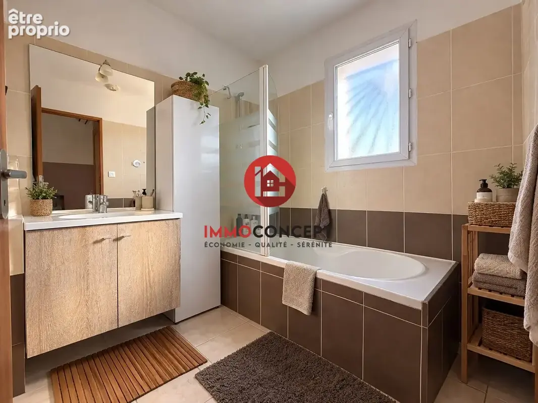 Maison 4 pièces 80 m² à vendre à Laudun-L'ardoise (30290) - photo 8