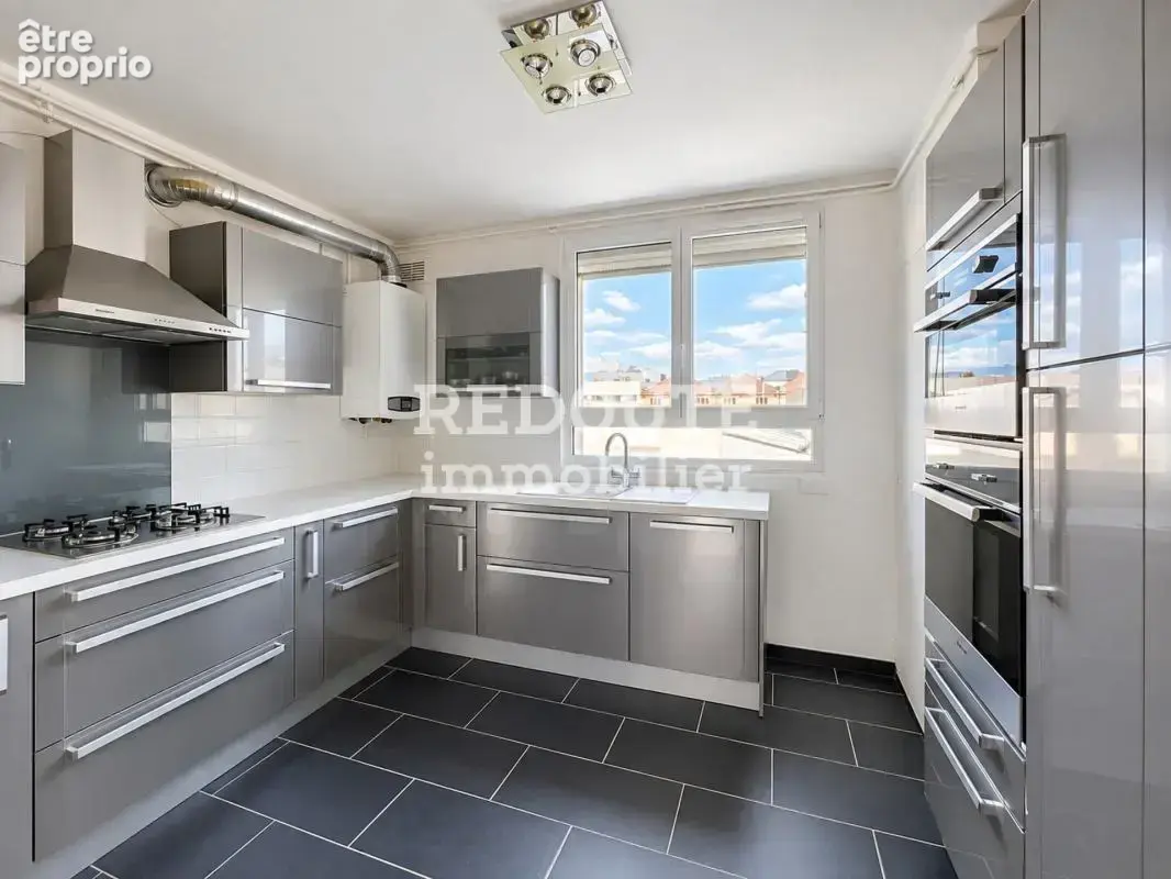 Appartement 5 pièces 81 m² à vendre à Epernay (51200) - photo 5