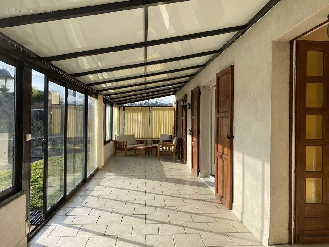 Maison à SAINT-THOMAS-LA-GARDE