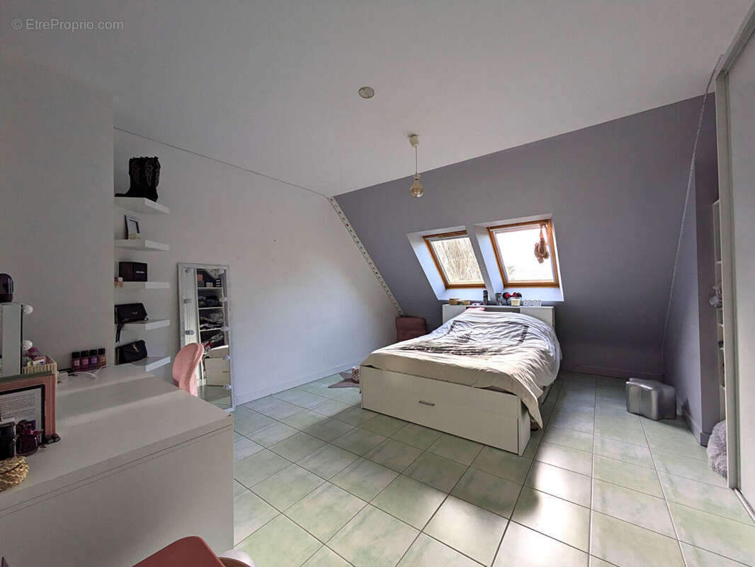 Maison à DOL-DE-BRETAGNE