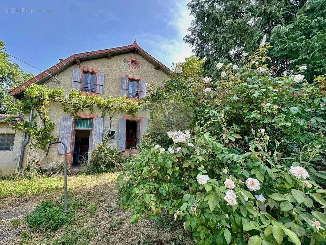 Maison à CASTELNAU-MAGNOAC