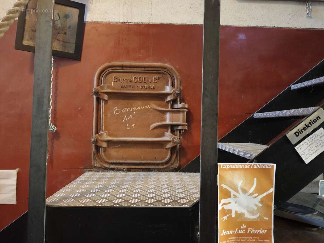 Commerce à FOSSE