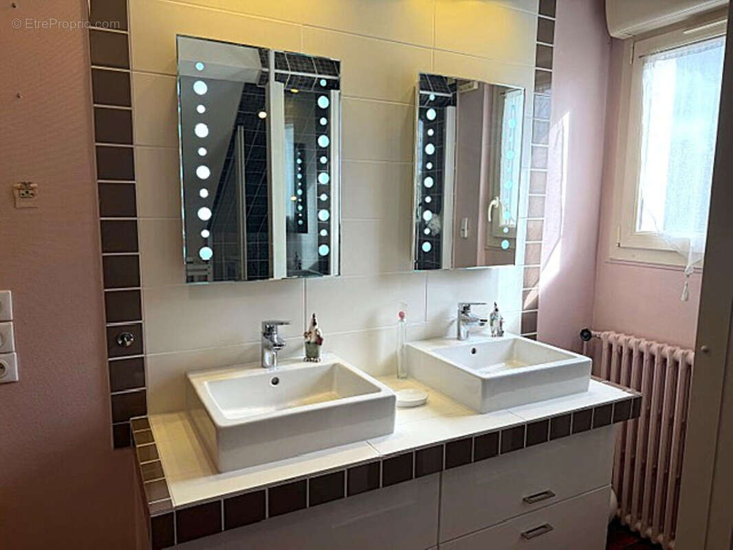 Maison à MILLY-LA-FORET