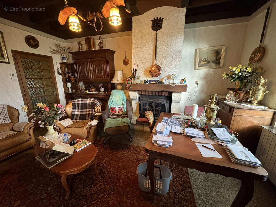 Maison à COLAYRAC-SAINT-CIRQ