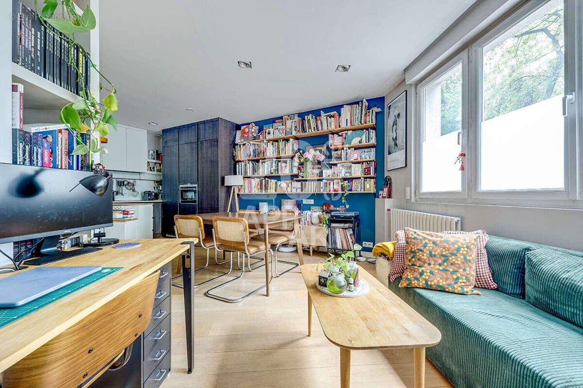 Appartement à PARIS-19E