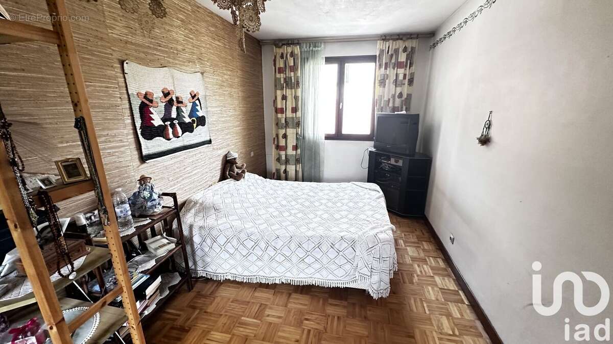 Photo 8 - Maison à VILLENEUVE-LA-GARENNE