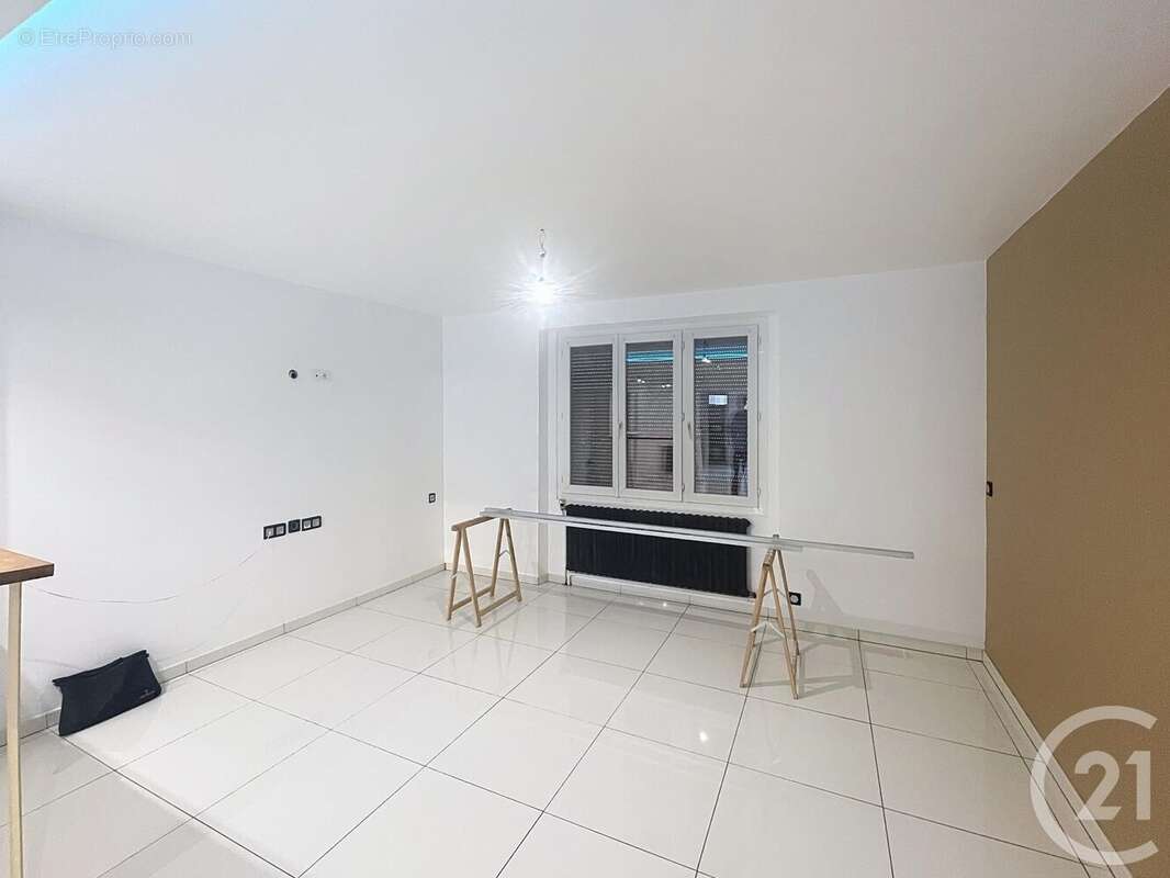 Maison à CHAMPILLON