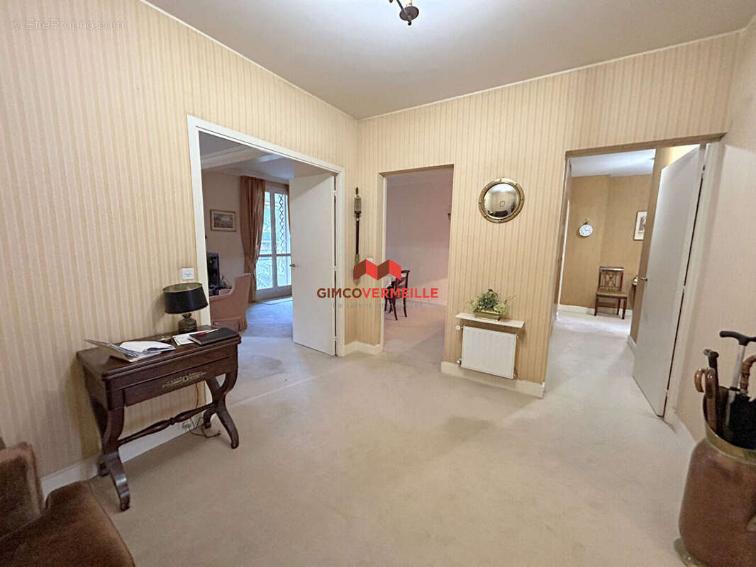 Appartement à LOUVECIENNES