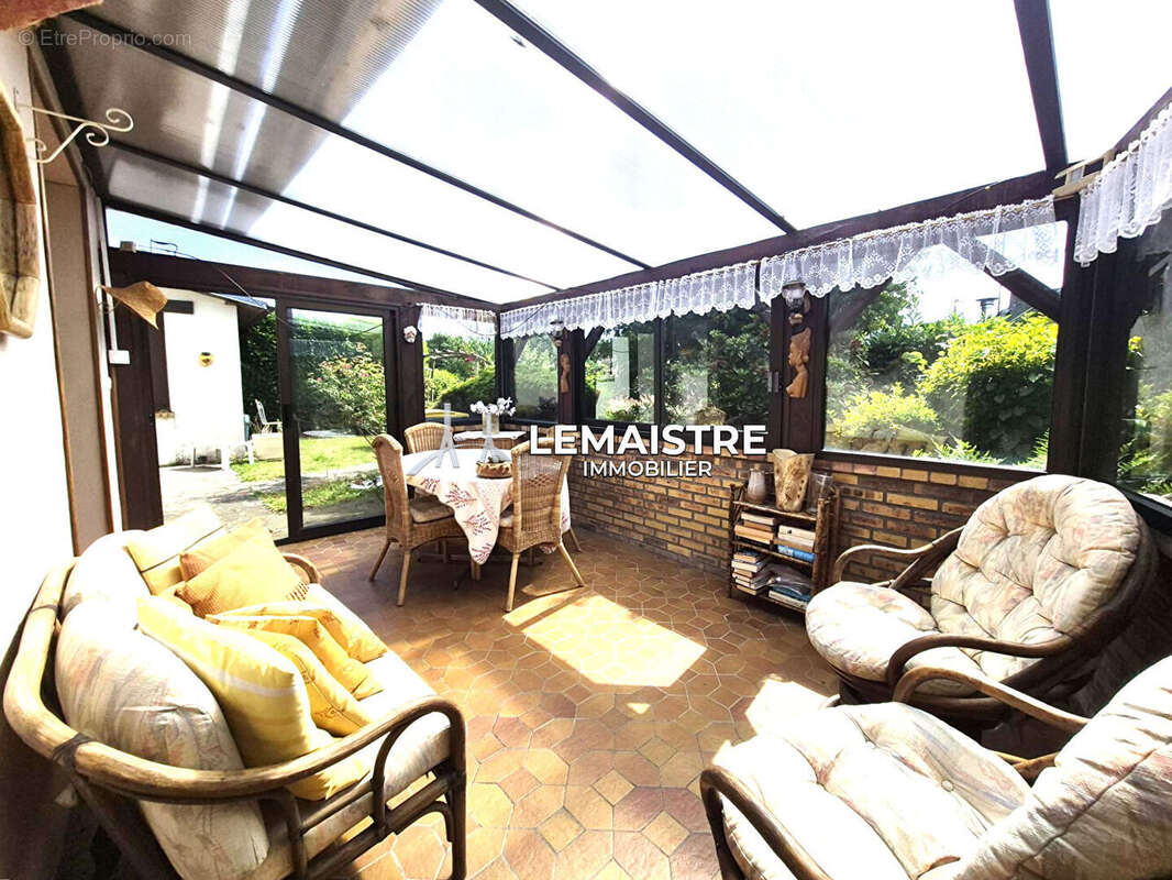 Maison à vendre - Le Havre - 77m² -  Plain-pied  1 chambre et un bureau avec grand jardin arboré - photo 2