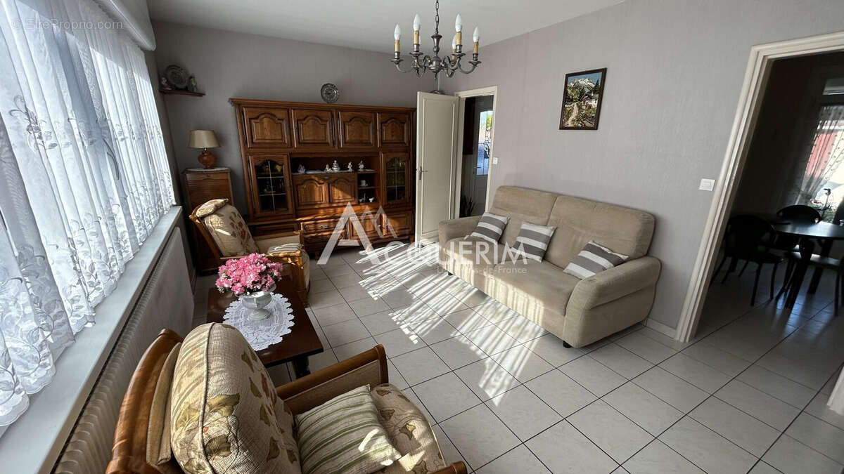 Maison à OIGNIES