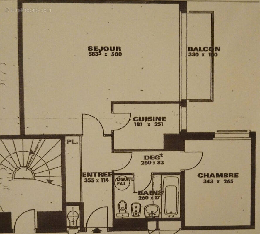 Appartement à PARIS-20E