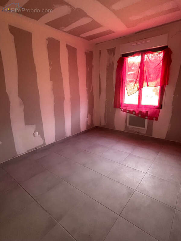 Pavillon individuel neuf en retrait de rue - photo 8