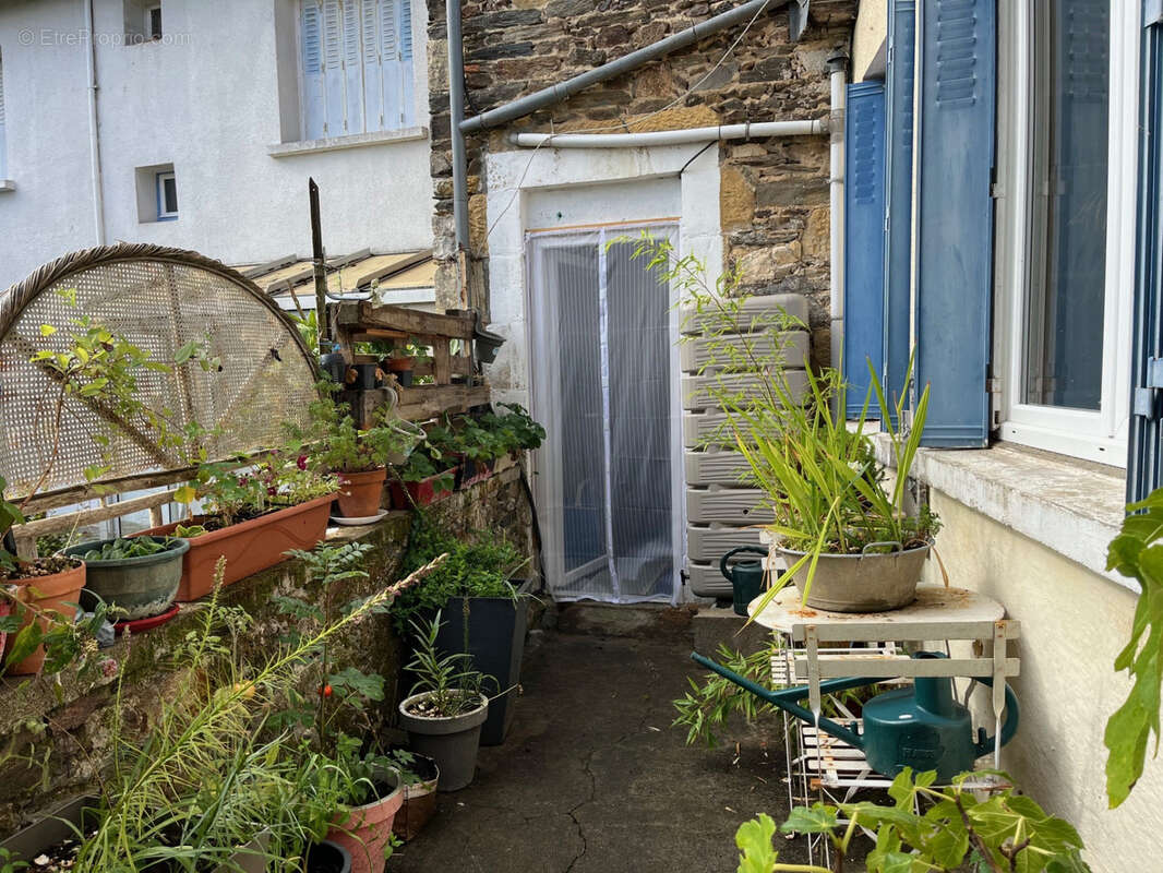 Payzac Maison du bourg de 6 pieces avec jardin et vues. - photo 20