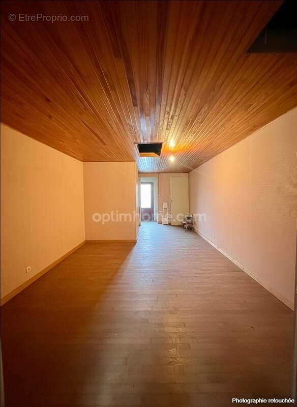 Appartement à SAINT-NICOLAS-DU-PELEM