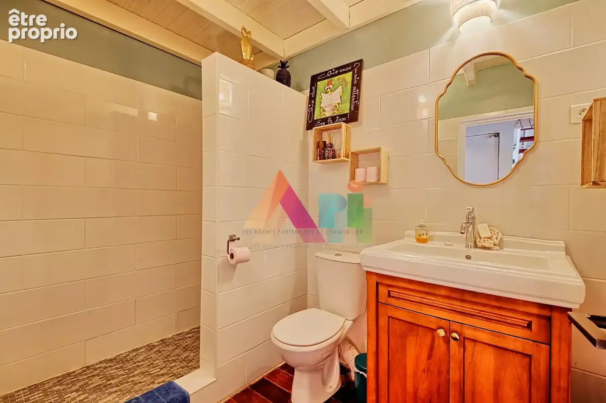 Villa 4 chambres + 2 studios indépendants — Piscine — À deux pas de la plage - photo 10