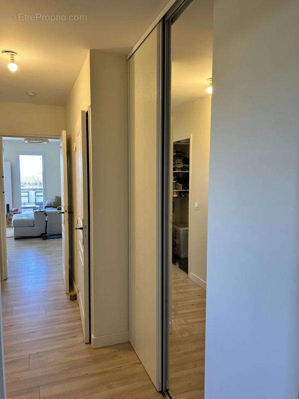 Appartement à MALLEMORT