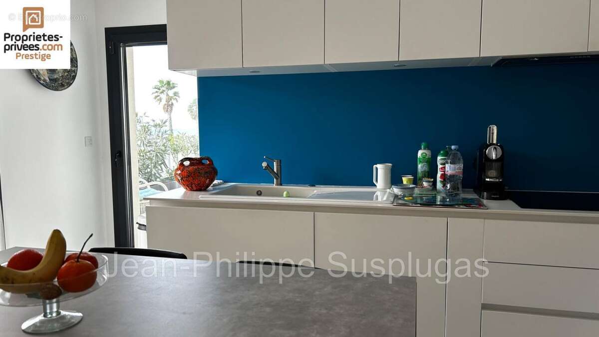 Appartement à SIX-FOURS-LES-PLAGES