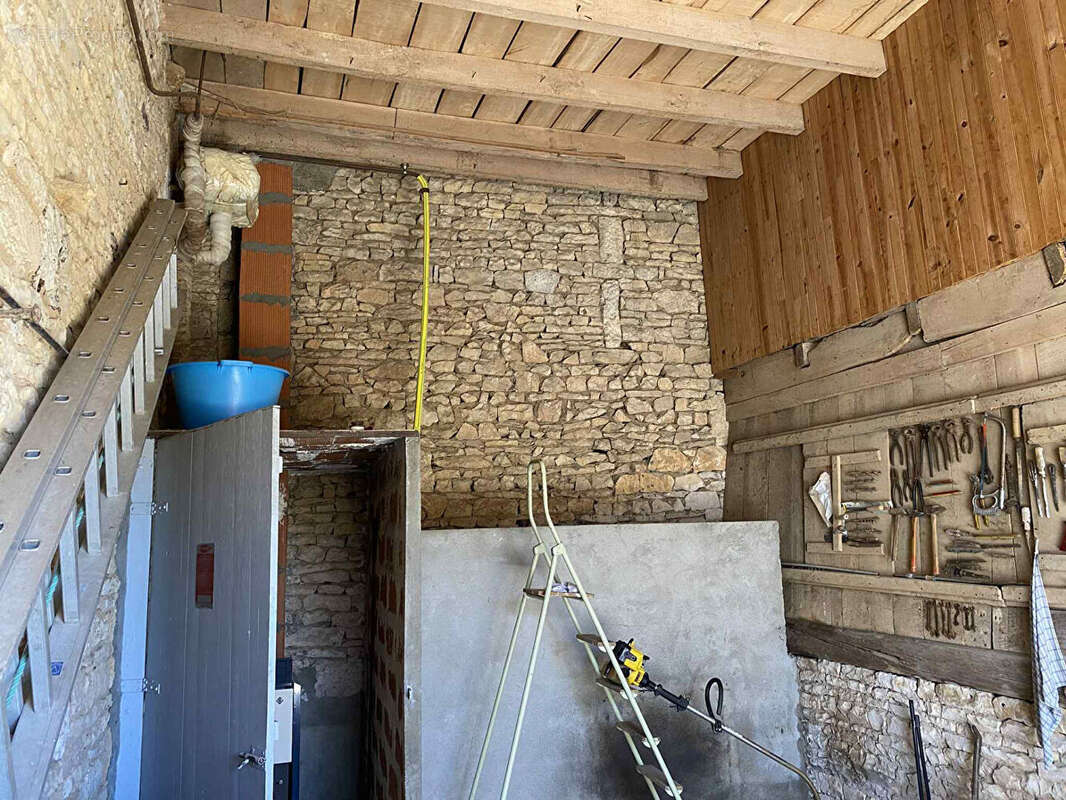 CHARENTE, Proche Verteuil-sur-charente, Maison A Vendre - photo 13