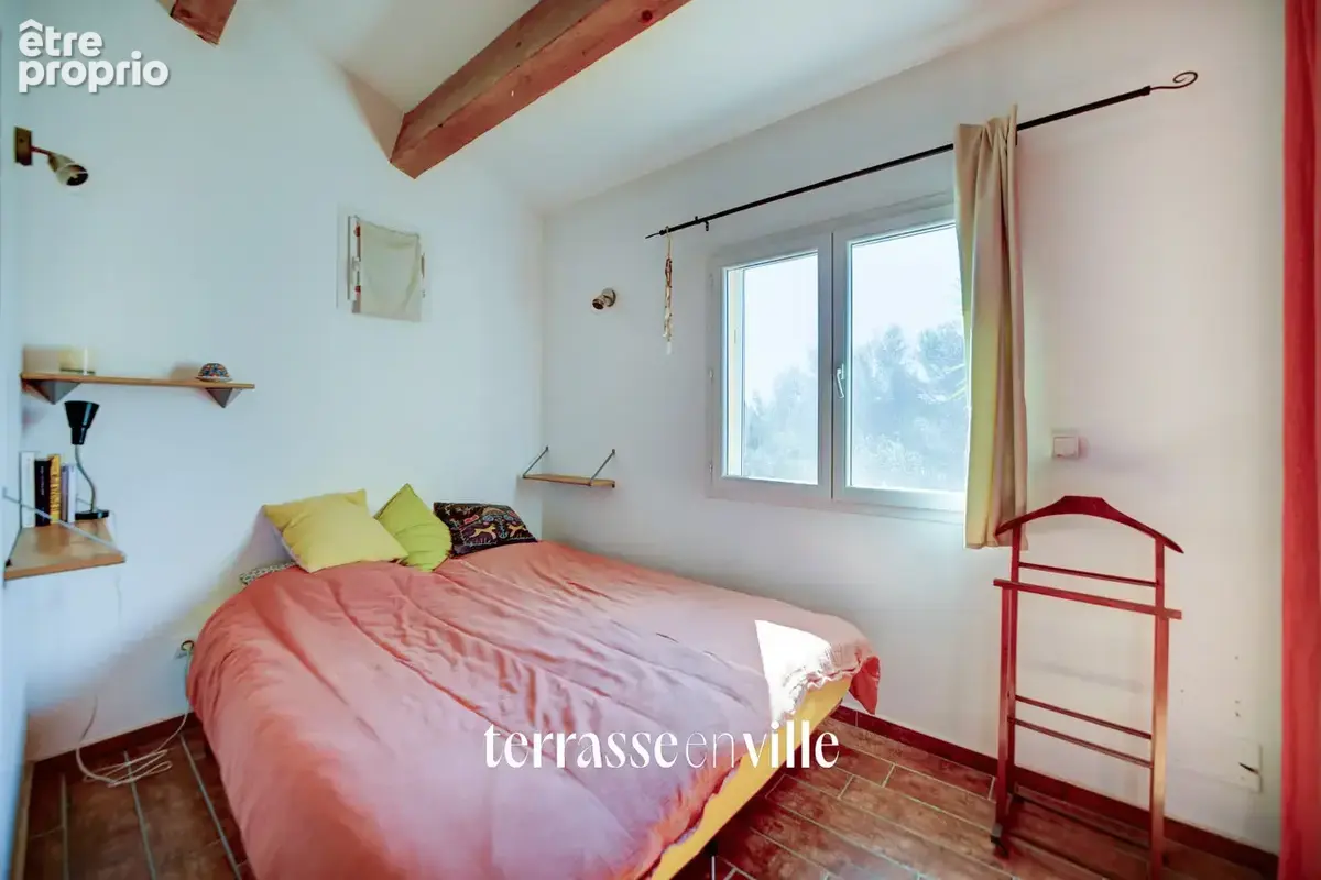 Ceyreste - rez-de-jardin - t3 - 76 m2 - jardin 540 m2 - vue degagee sur le vallon - 399 000 € - photo 13