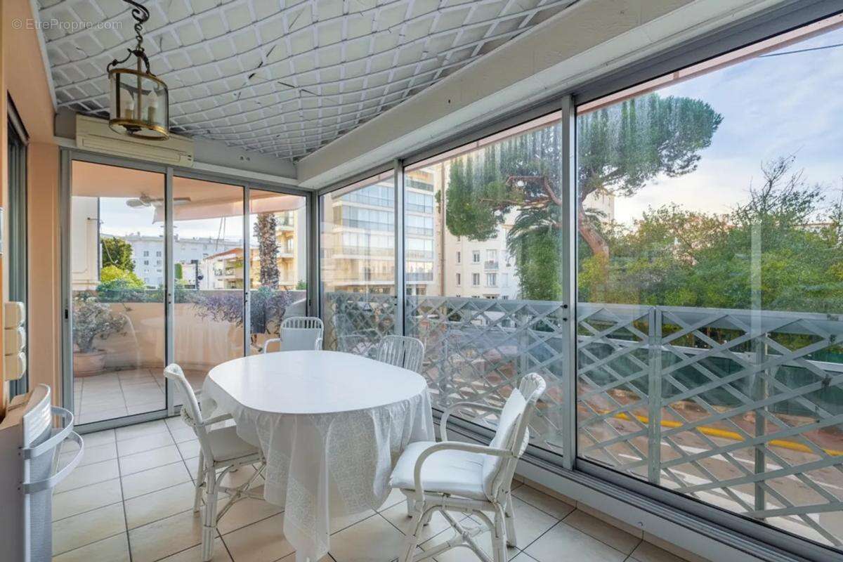 Appartement à CANNES