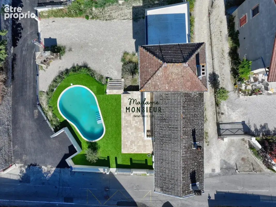 Maison 6 pièces 132 m² à vendre à Bourgoin-Jallieu (38300) - photo 5
