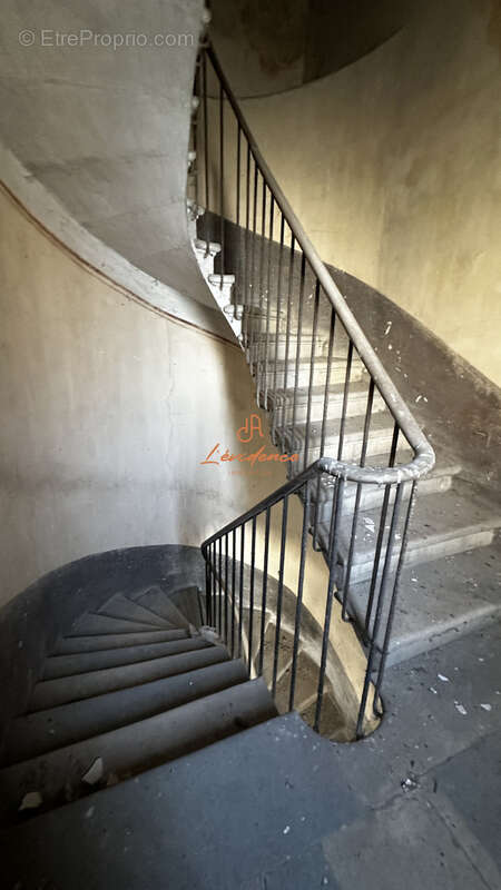 Opportunité d'investissement   Ensemble immobilier à fort potentiel - MONTELIMAR - photo 6